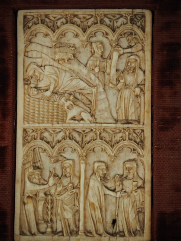 Ivory tablet with two registers, 14th century - Image 3