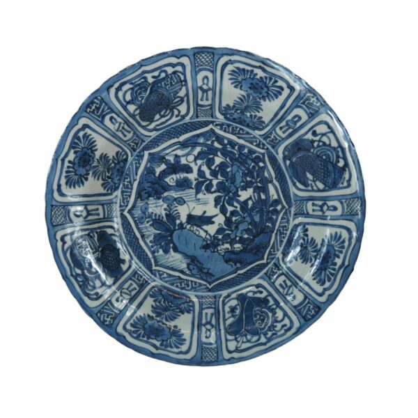 Chinese Kraak Porcelain Dish - Antique from Dullaert Antiques