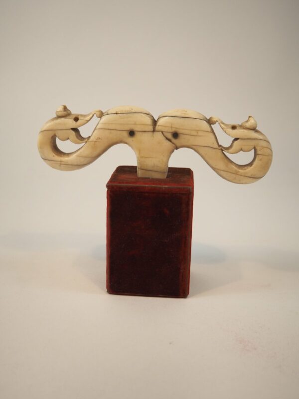 Ivory Crozier Top – Tau Cross, 17th Century or Earlier - Antique from Dullaert Antiques