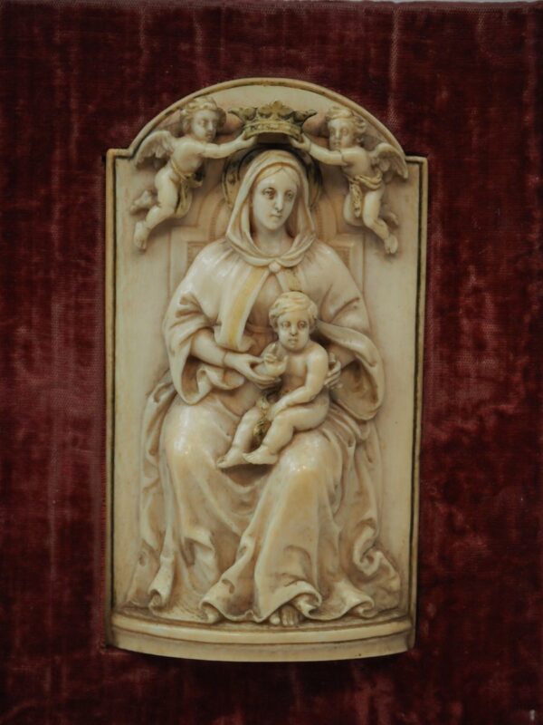 Ivory relief coronation of mary - Antique from Dullaert Antiques