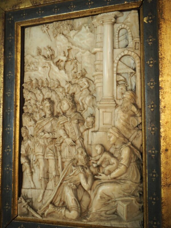 Ivory relief the Adoration of the Three Kings - Antique from Dullaert Antiques
