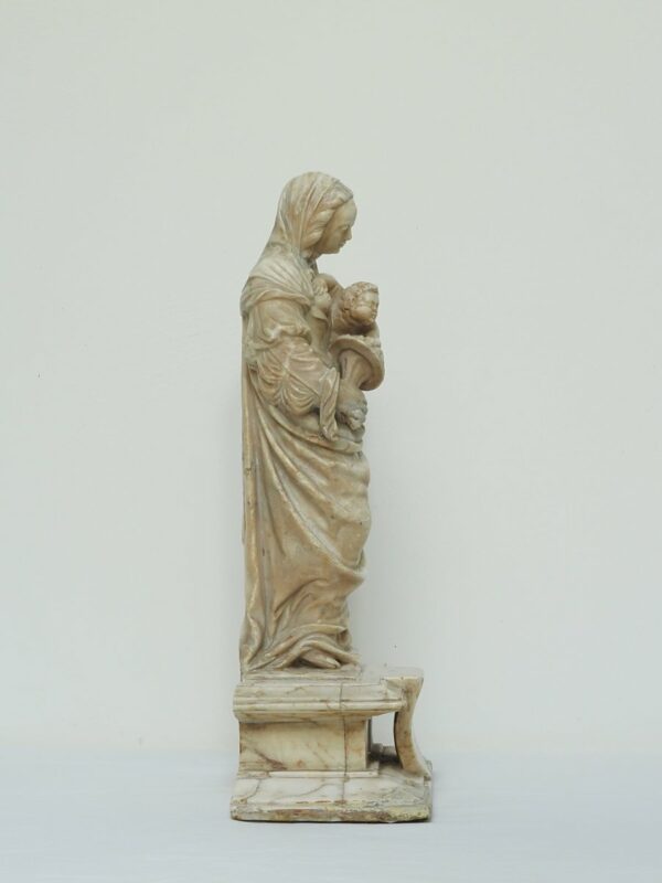 Madonna with Child and cornucopia - Antique from Dullaert Antiques