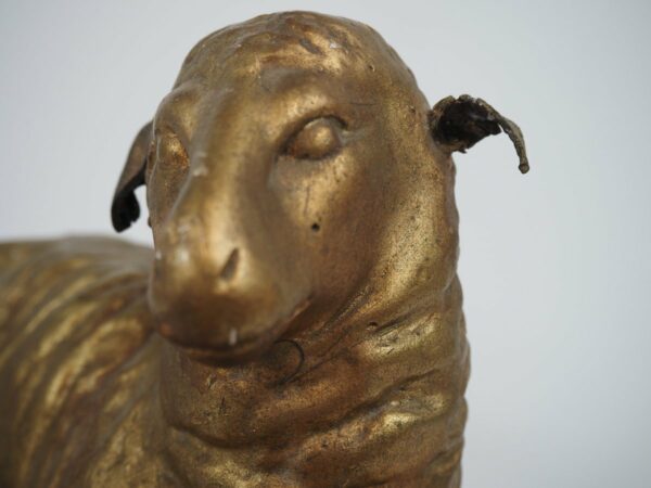 The Lamb of God - Antique from Dullaert Antiques