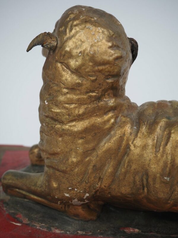 The Lamb of God - Antique from Dullaert Antiques