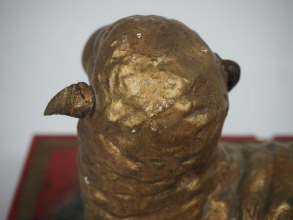 The Lamb of God - Antique from Dullaert Antiques