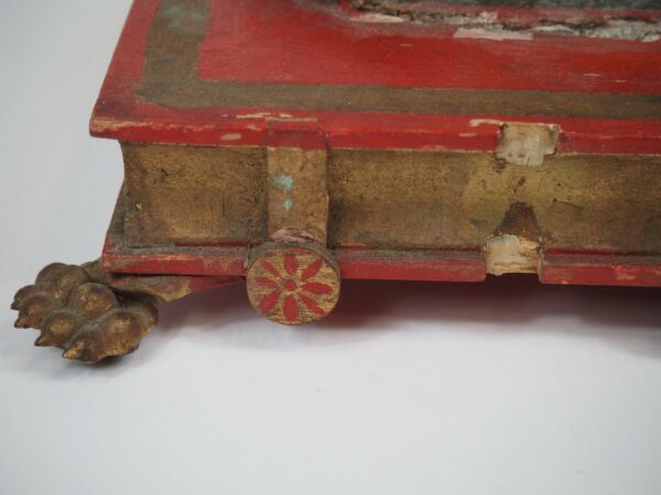 The Lamb of God - Antique from Dullaert Antiques